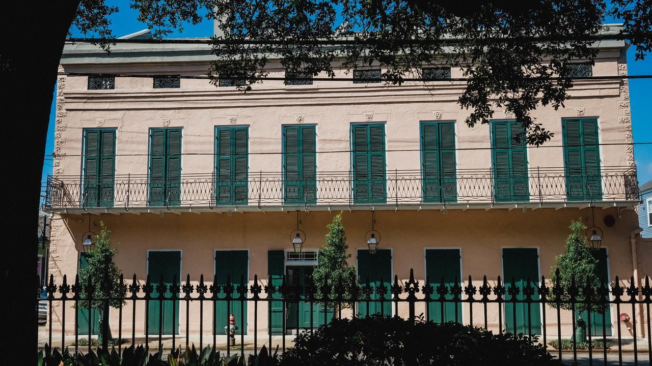 Royal Frenchmen Hotel And Bar New Orleans Exterior photo